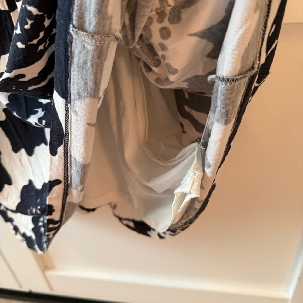 LOFT Floral Pattern Sun Dress. - Picture 6 of 6